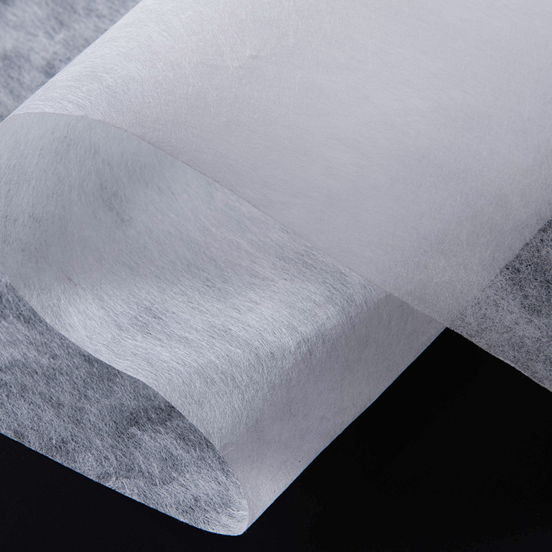 Bagaimana cara meningkatkan daya tahan dan kemampuan pencucian kain non-anyaman sulaman?